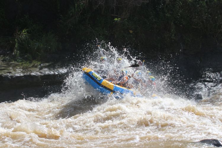 Rafting di Sungai Citatih-Cimandiri Sukabumi Jawa Barat